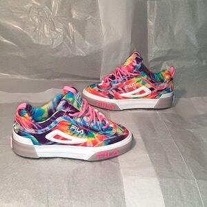 Fila Sneakers Brand NEW Women size 5.